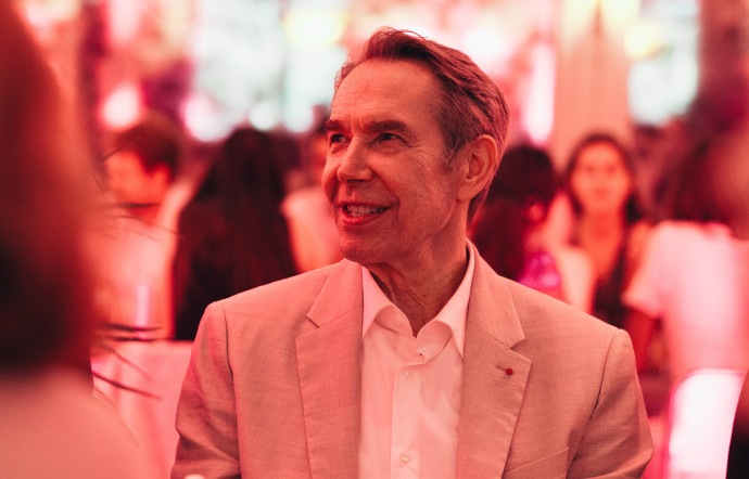 jeff koons evian portrait paris