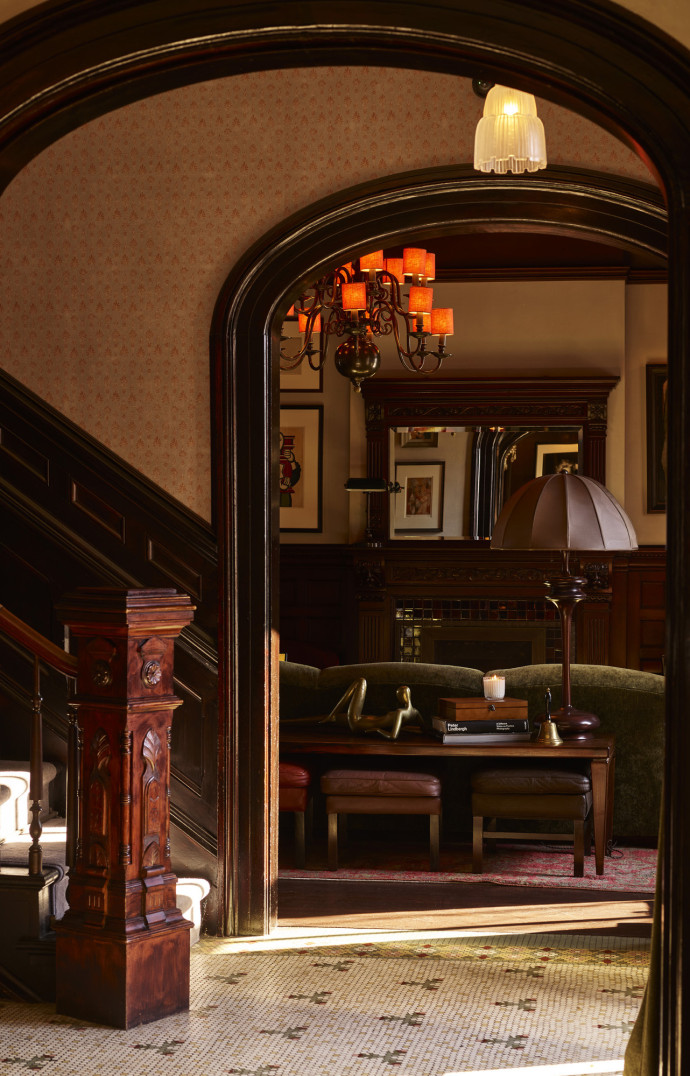 The Maker accueille ses hôtes dans l&rsquo;esprit d&rsquo;une maison bourgeoise.