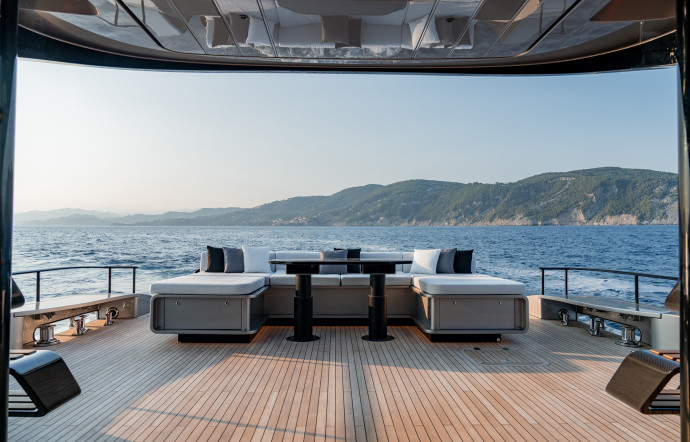 brabus ab100 yacht bateau