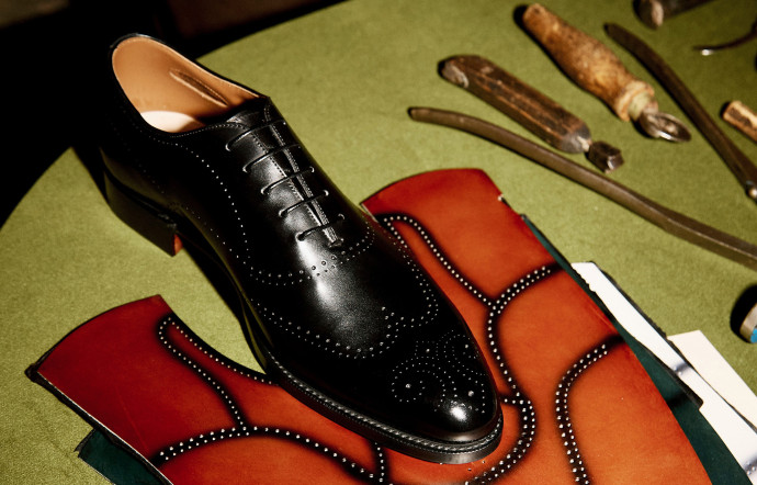 chaussures anglaises souliers anglais church's groupe prada